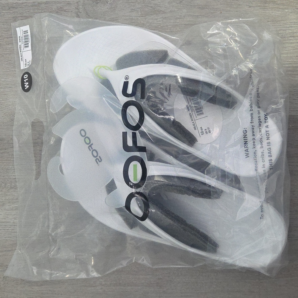 Oofos Oolala Sandals Womens Sz 10 White NEW - Picture 2 of 3